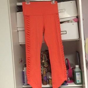 Unused Lululemon leggings with mesh sidings!